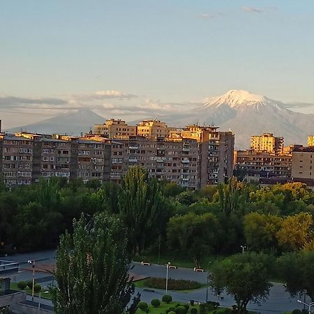 Umba Apartment N4 - Balcony And Mount Ararat View Jerevan Exteriér fotografie