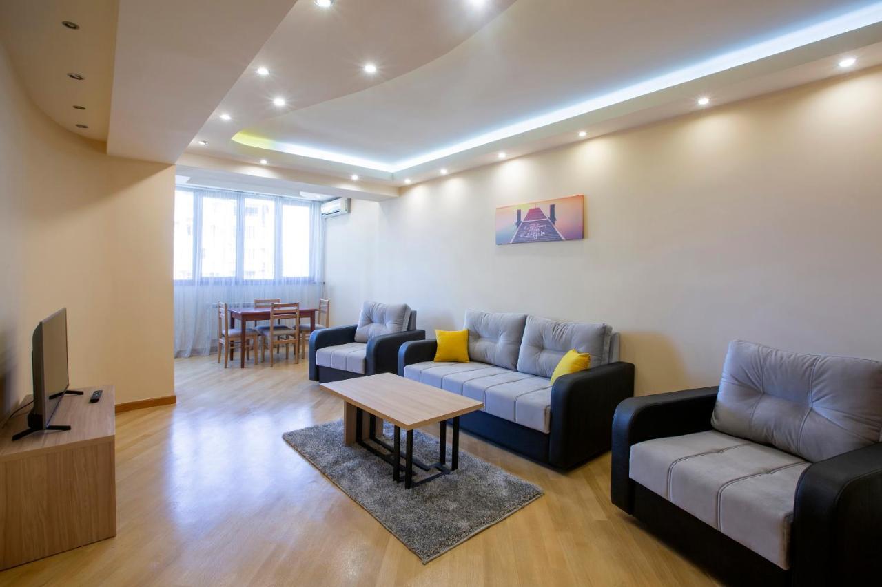 Umba Apartment N4 - Balcony And Mount Ararat View Jerevan Exteriér fotografie